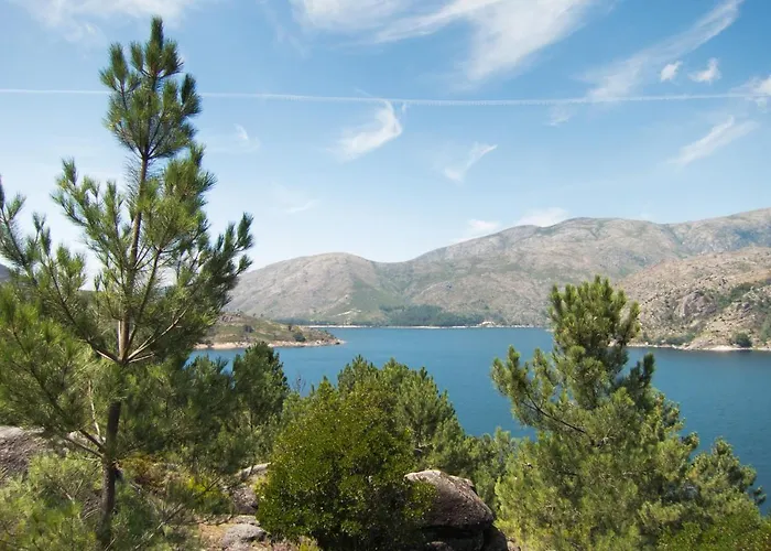 Casa Montanha Geres Lantgård *